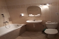 Hotel Kras, Roava