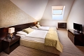 Hotel Grand, Jasn