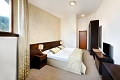 Hotel Grand, Jasn