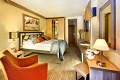 Hotel Grand, Jasn