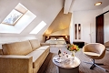 Hotel Grand, Jasn