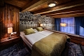 Hotel Grand, Jasn