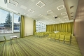 Hotel Grand, Jasn