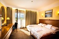 Hotel International, Vek Lomnica