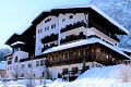 Hotel Dolomiti, La Villa