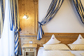 Hotel Dolomiti, La Villa