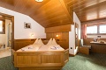 Hotel & Apartmny Tharerwirt , Valdaora/ Olang