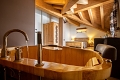 Hotel La Chance, Pila 1800