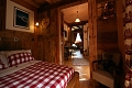 Hotel Tivet, Pila 1500