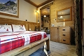 Hotel Tivet, Pila 1500