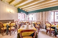 Hotel Basilea, Bentky