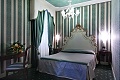 Hotel Belle Epoque, Bentky