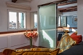 Hotel Rialto, Bentky